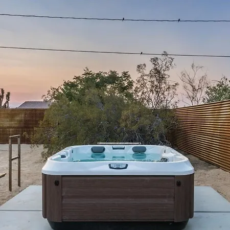 Hidden Valley Cottage - Modern Home In Jt Hot Tub Joshua Tree Exterior photo